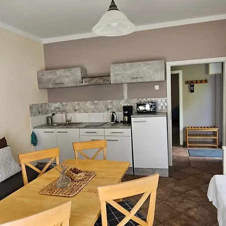 Cellino Hotel *